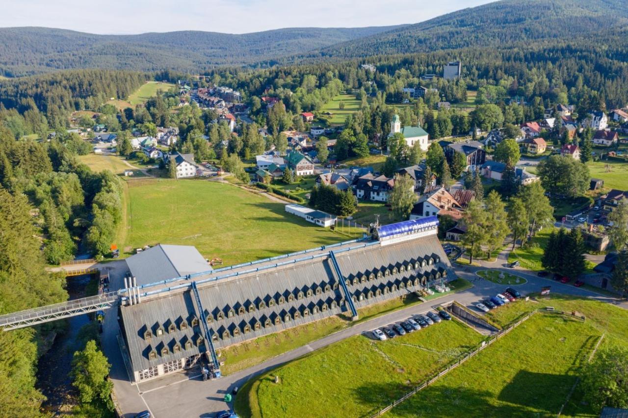 Hotel Skicentrum Harrachov Exterior photo
