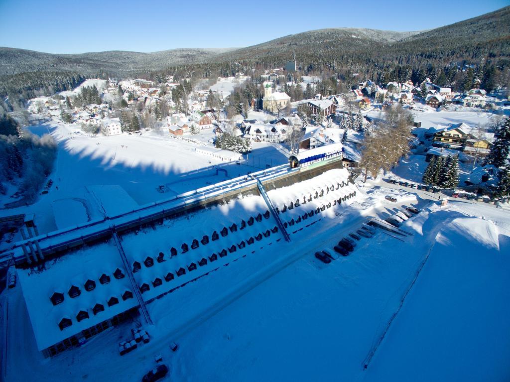Hotel Skicentrum Harrachov Exterior photo